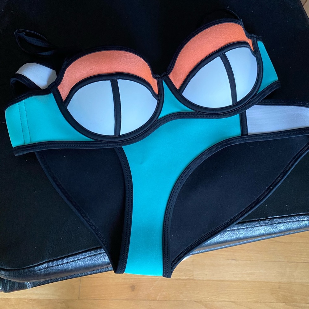 triangl bikini